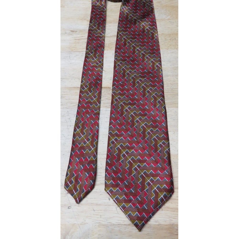 Mens Jhane Barnes Silk Neck Tie Multicolor Geometric Red Brown Made in Japan